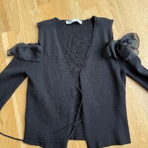 Zara Black  Bare Shoulder Cardigan Size M
